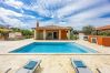 Вилла на Šišan - Villa Martha Sisan near Pula for 6 persons with 30 m2 private pool - 3 km from the beach