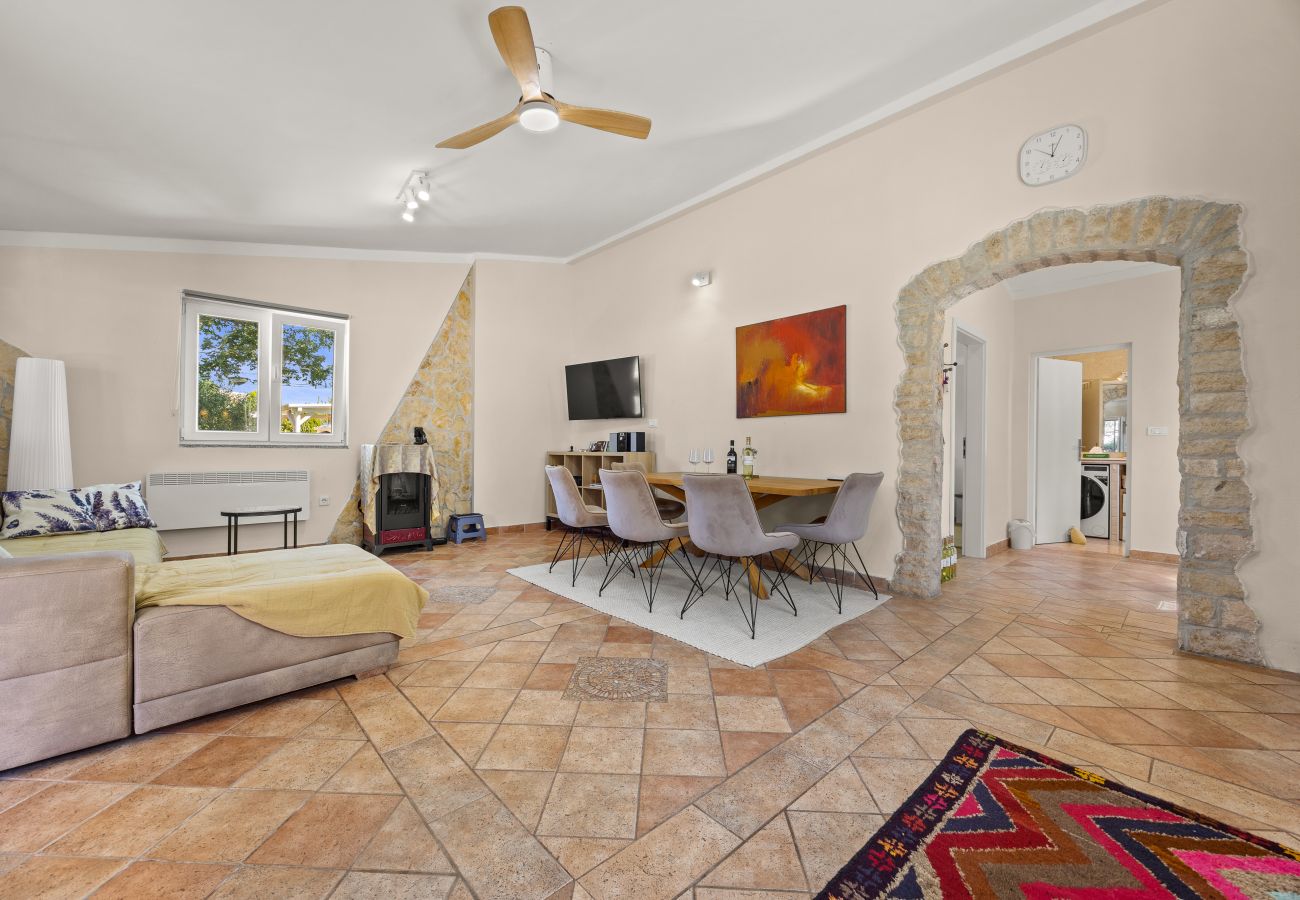 Вилла на Vodnjan - Majmajola Garden Villa for 14 persons near Pula with kids playground, sauna & large garden