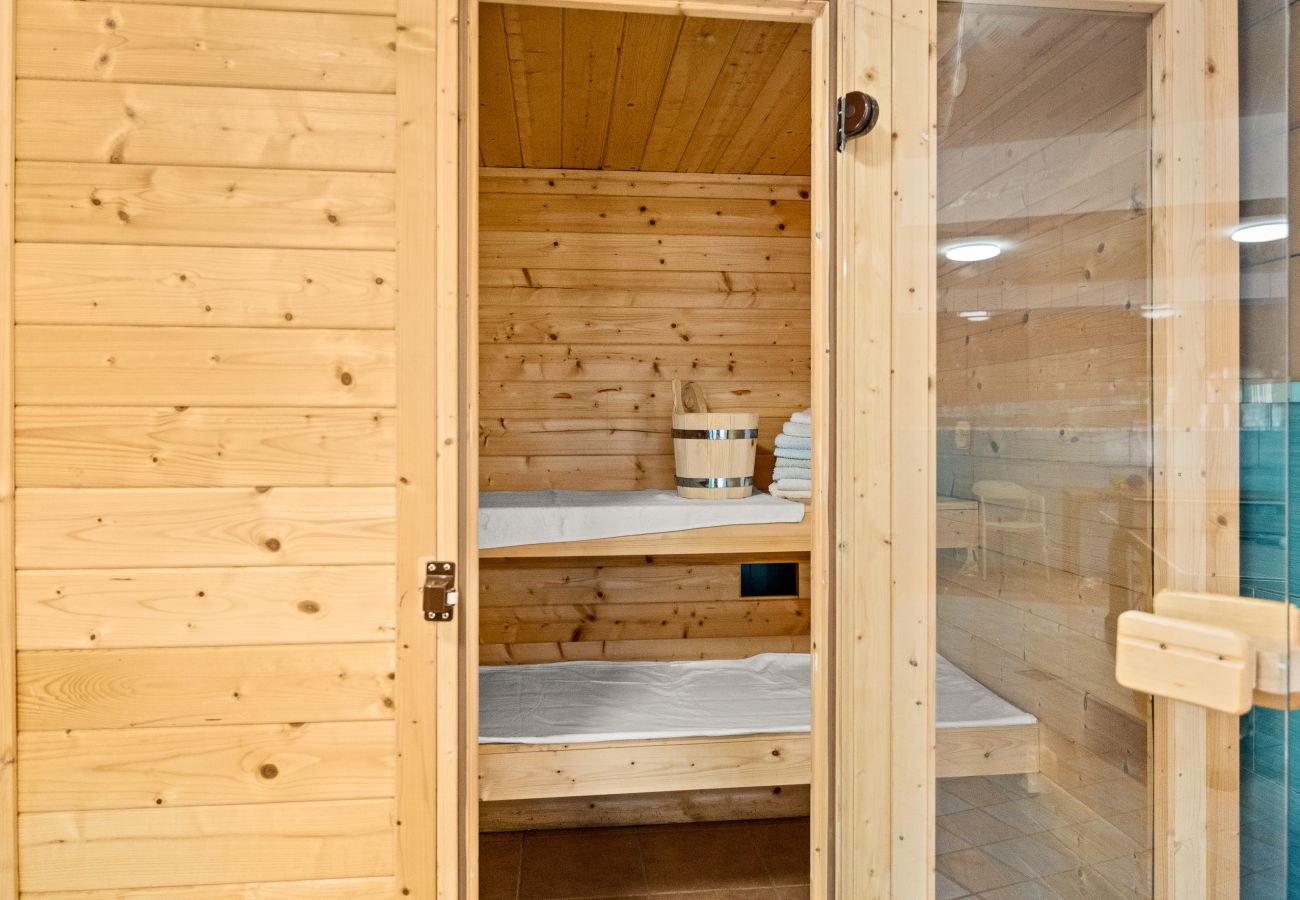 Вилла на Vodnjan - Majmajola Garden Villa for 14 persons near Pula with kids playground, sauna & large garden