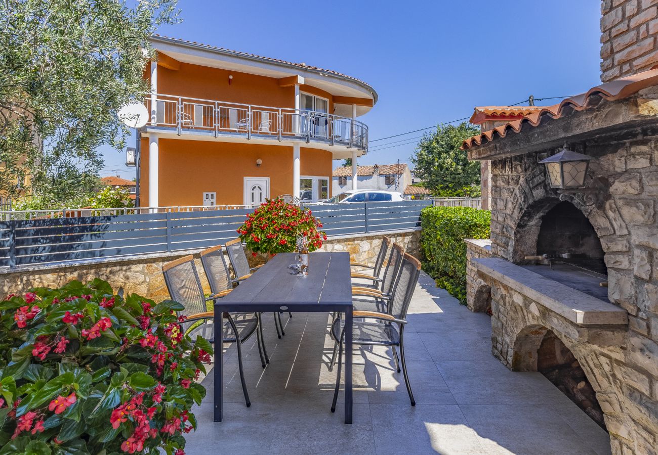 Вилла на Peroj - Villa Mimoza